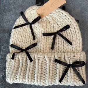 NWT Steve Madden Bowed Out Chunky Knit Beanie in Ivory
